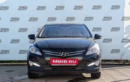 Hyundai Solaris II рестайлинг, 2015 год, 999 000 рублей, 2 фотография