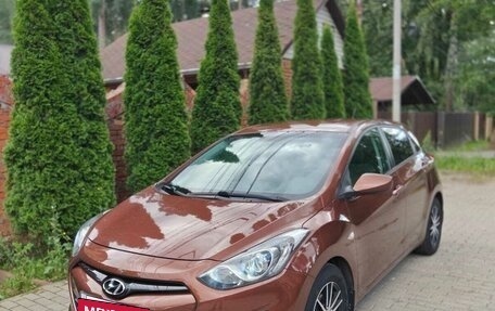 Hyundai i30 II рестайлинг, 2013 год, 1 380 000 рублей, 2 фотография