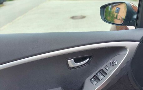 Hyundai i30 II рестайлинг, 2013 год, 1 380 000 рублей, 14 фотография