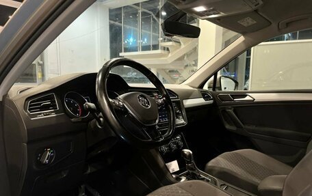Volkswagen Tiguan II, 2017 год, 1 950 000 рублей, 23 фотография