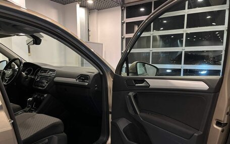 Volkswagen Tiguan II, 2017 год, 1 950 000 рублей, 27 фотография