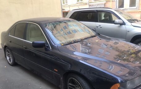 BMW 5 серия, 2001 год, 700 000 рублей, 1 фотография