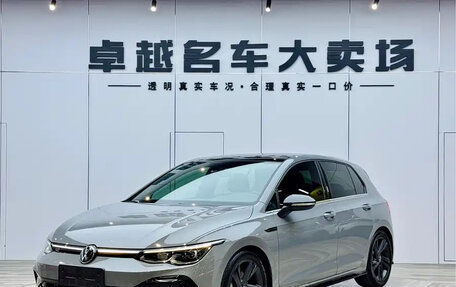 Volkswagen Golf VIII, 2022 год, 2 230 000 рублей, 1 фотография