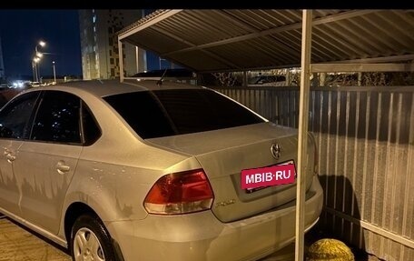 Volkswagen Polo VI (EU Market), 2011 год, 710 000 рублей, 3 фотография
