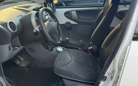 Peugeot 107 I рестайлинг, 2011 год, 600 000 рублей, 7 фотография