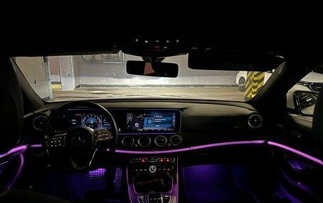 Mercedes-Benz E-Класс, 2018 год, 4 200 000 рублей, 15 фотография