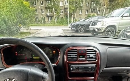 Hyundai Sonata IV рестайлинг, 2005 год, 120 000 рублей, 5 фотография