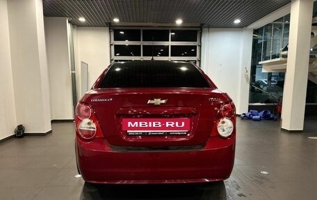 Chevrolet Aveo III, 2013 год, 580 000 рублей, 4 фотография
