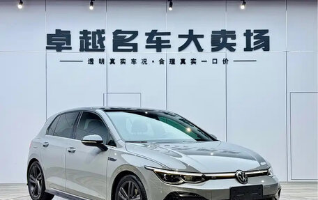 Volkswagen Golf VIII, 2022 год, 2 230 000 рублей, 3 фотография