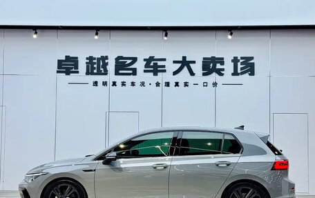 Volkswagen Golf VIII, 2022 год, 2 230 000 рублей, 4 фотография