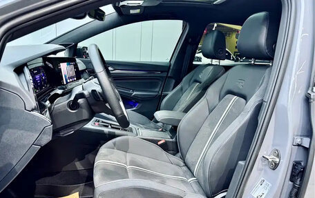 Volkswagen Golf VIII, 2022 год, 2 230 000 рублей, 13 фотография