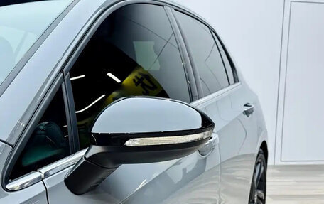 Volkswagen Golf VIII, 2022 год, 2 230 000 рублей, 11 фотография