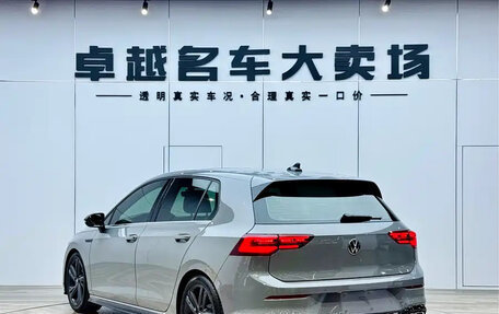 Volkswagen Golf VIII, 2022 год, 2 230 000 рублей, 7 фотография