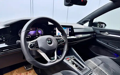 Volkswagen Golf VIII, 2022 год, 2 230 000 рублей, 12 фотография