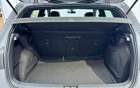 Volkswagen Golf VIII, 2022 год, 2 230 000 рублей, 27 фотография