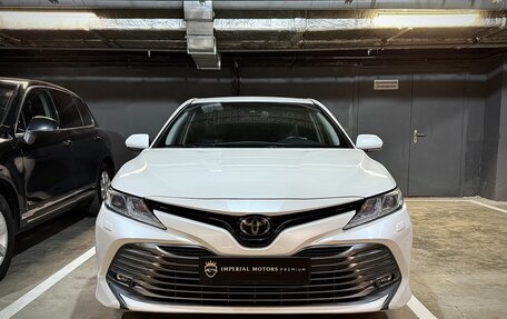 Toyota Camry, 2018 год, 2 500 000 рублей, 2 фотография