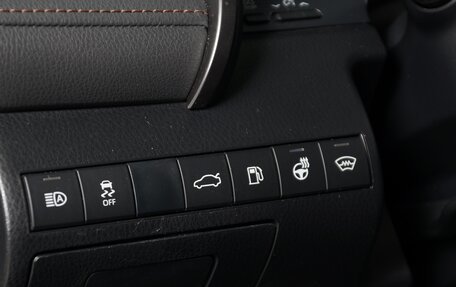 Toyota Camry, 2018 год, 2 500 000 рублей, 8 фотография