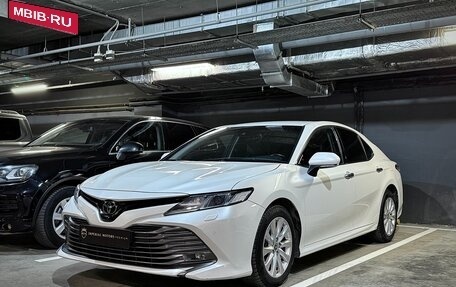 Toyota Camry, 2018 год, 2 500 000 рублей, 1 фотография