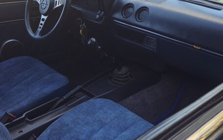 Opel Manta B, 1981 год, 600 000 рублей, 8 фотография