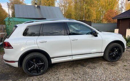 Volkswagen Touareg III, 2017 год, 3 200 000 рублей, 8 фотография