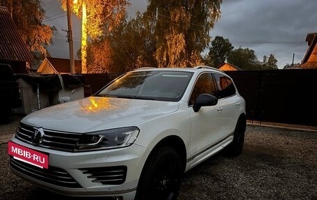 Volkswagen Touareg III, 2017 год, 3 200 000 рублей, 4 фотография
