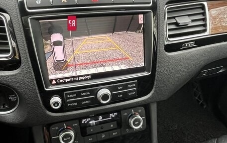Volkswagen Touareg III, 2017 год, 3 200 000 рублей, 16 фотография