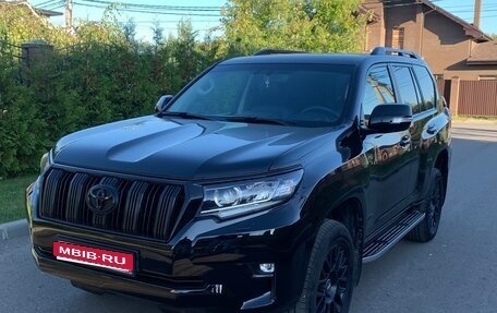 Toyota Land Cruiser Prado 150 рестайлинг 2, 2017 год, 3 800 000 рублей, 1 фотография