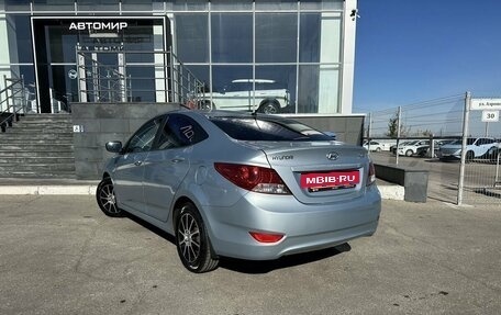 Hyundai Solaris II рестайлинг, 2011 год, 700 000 рублей, 7 фотография