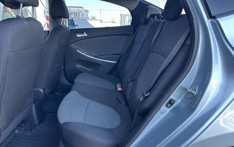 Hyundai Solaris II рестайлинг, 2011 год, 700 000 рублей, 12 фотография