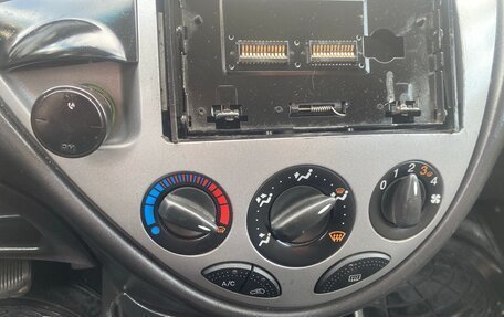 Ford Focus IV, 2003 год, 195 000 рублей, 9 фотография