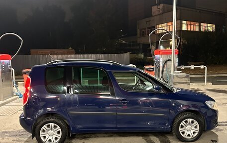 Skoda Roomster, 2013 год, 990 000 рублей, 5 фотография