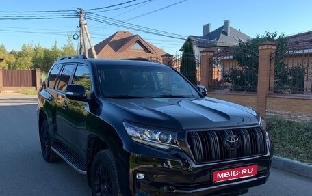 Toyota Land Cruiser Prado 150 рестайлинг 2, 2017 год, 3 800 000 рублей, 9 фотография