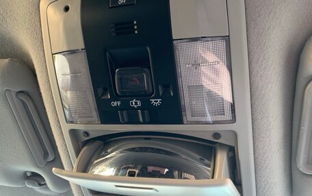 Toyota Land Cruiser Prado 150 рестайлинг 2, 2017 год, 3 800 000 рублей, 33 фотография