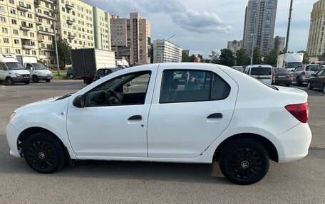 Renault Logan II, 2015 год, 365 000 рублей, 3 фотография