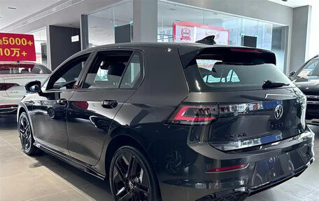 Volkswagen Golf VIII, 2025 год, 3 200 000 рублей, 6 фотография