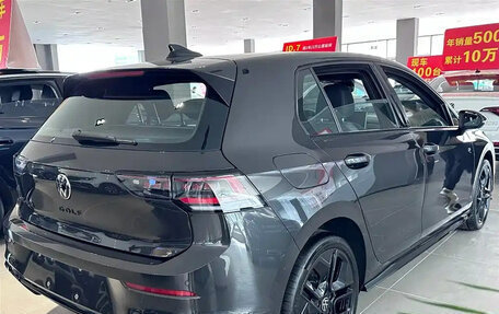 Volkswagen Golf VIII, 2025 год, 3 200 000 рублей, 9 фотография