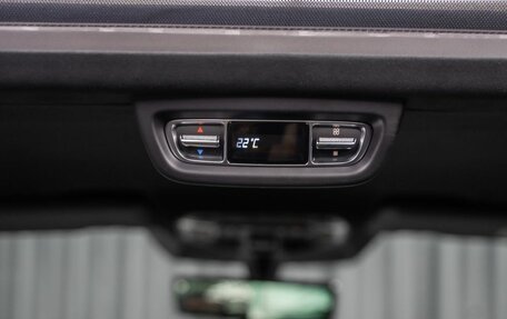 Mercedes-Benz V-Класс, 2025 год, 15 960 000 рублей, 19 фотография