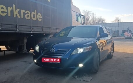 Toyota Camry, 2006 год, 900 000 рублей, 1 фотография
