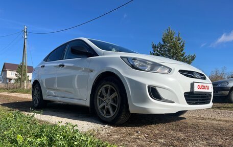 Hyundai Solaris II рестайлинг, 2013 год, 700 000 рублей, 3 фотография