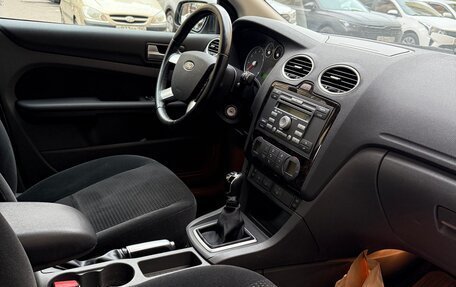 Ford Focus II рестайлинг, 2006 год, 930 000 рублей, 5 фотография