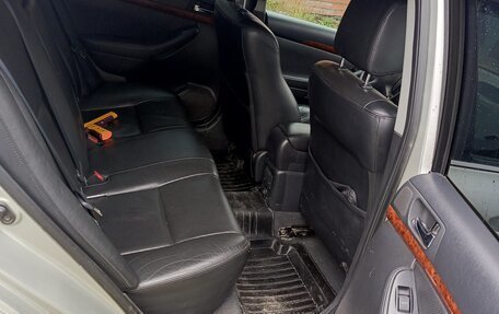 Toyota Avensis III рестайлинг, 2004 год, 795 000 рублей, 7 фотография