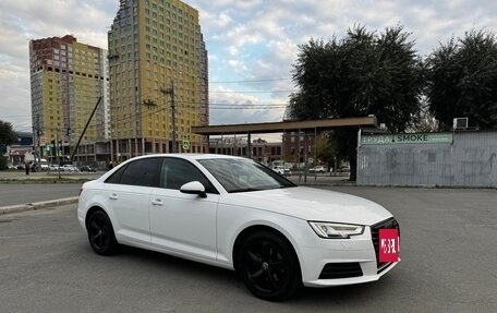 Audi A4, 2018 год, 2 200 000 рублей, 4 фотография