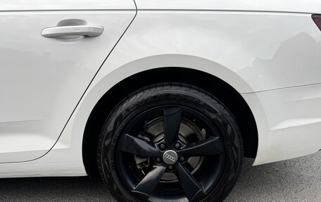Audi A4, 2018 год, 2 200 000 рублей, 14 фотография