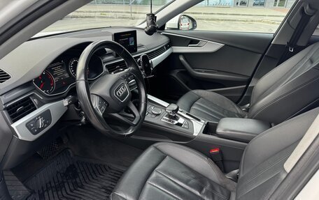 Audi A4, 2018 год, 2 200 000 рублей, 18 фотография