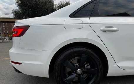 Audi A4, 2018 год, 2 200 000 рублей, 16 фотография
