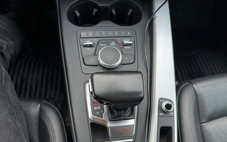 Audi A4, 2018 год, 2 200 000 рублей, 24 фотография