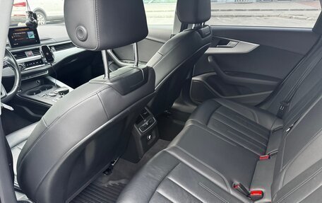 Audi A4, 2018 год, 2 200 000 рублей, 29 фотография