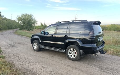 Toyota Land Cruiser Prado 120 рестайлинг, 2006 год, 2 250 000 рублей, 2 фотография