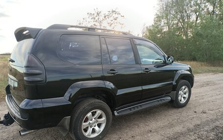 Toyota Land Cruiser Prado 120 рестайлинг, 2006 год, 2 250 000 рублей, 9 фотография