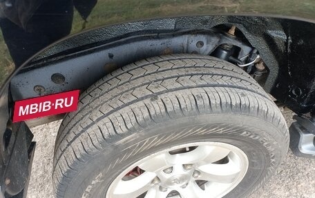 Toyota Land Cruiser Prado 120 рестайлинг, 2006 год, 2 250 000 рублей, 11 фотография